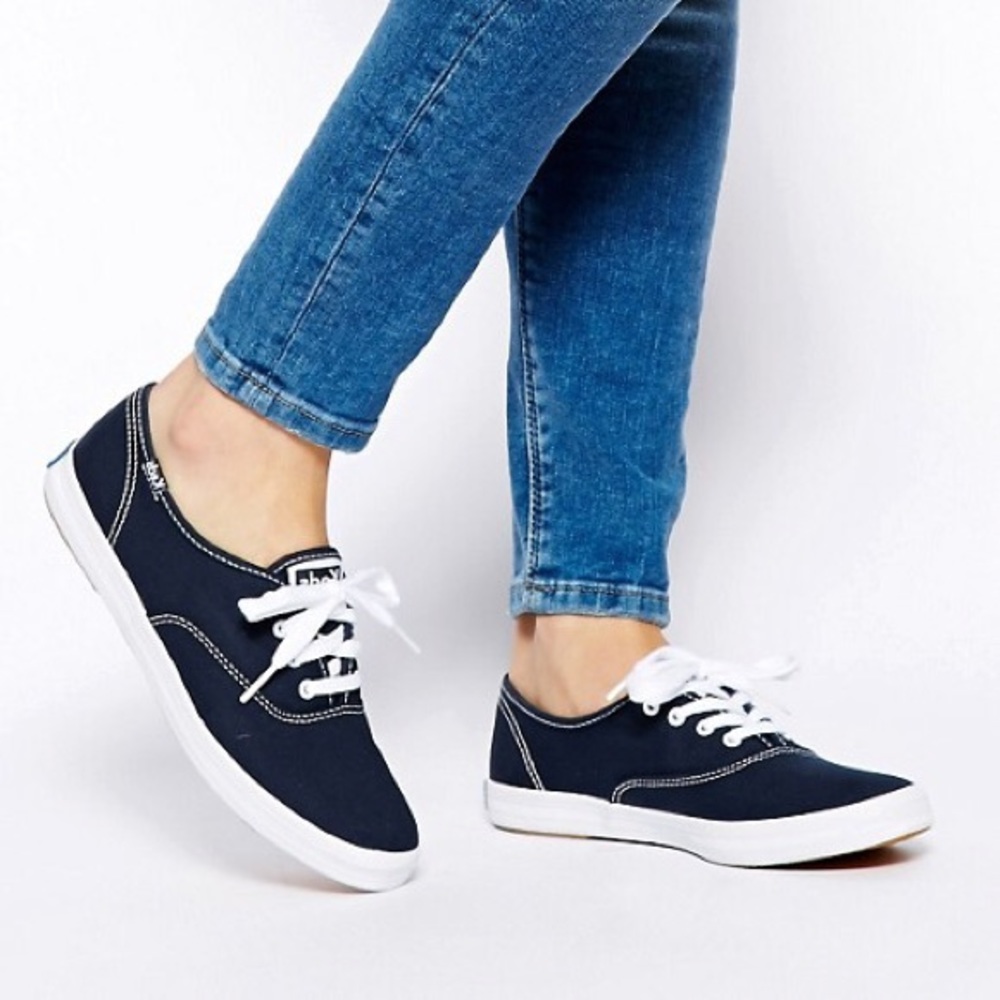 navy blue keds